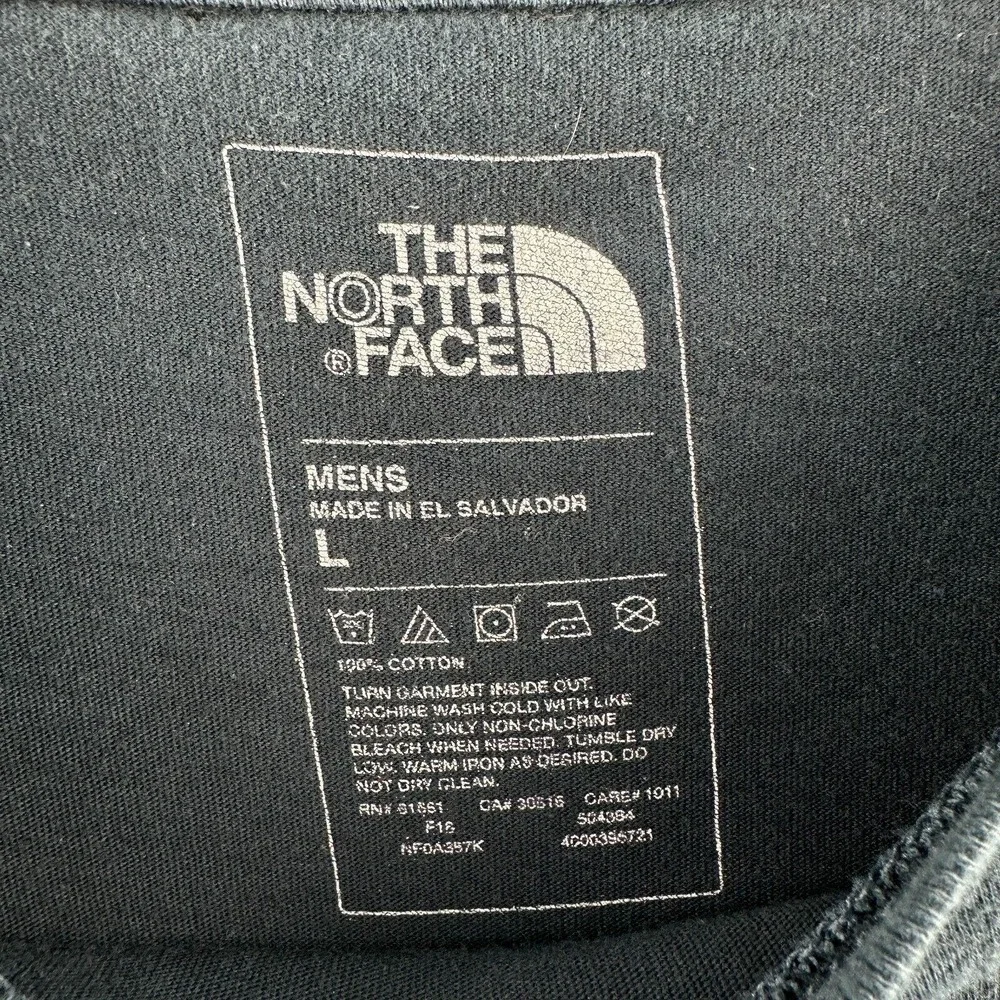 The North Face‎ T-shirt Mens L Blue Tent Tee Outdoors Camping Hiking PNW Arctic